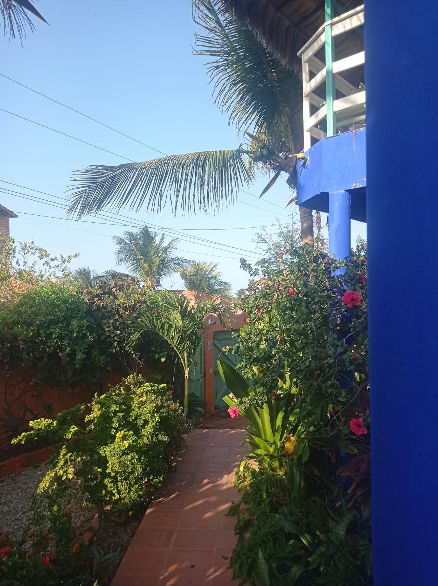 Charming Blue House With Kitchen Parking And Garden Villa Canoa Quebrada Exteriör bild